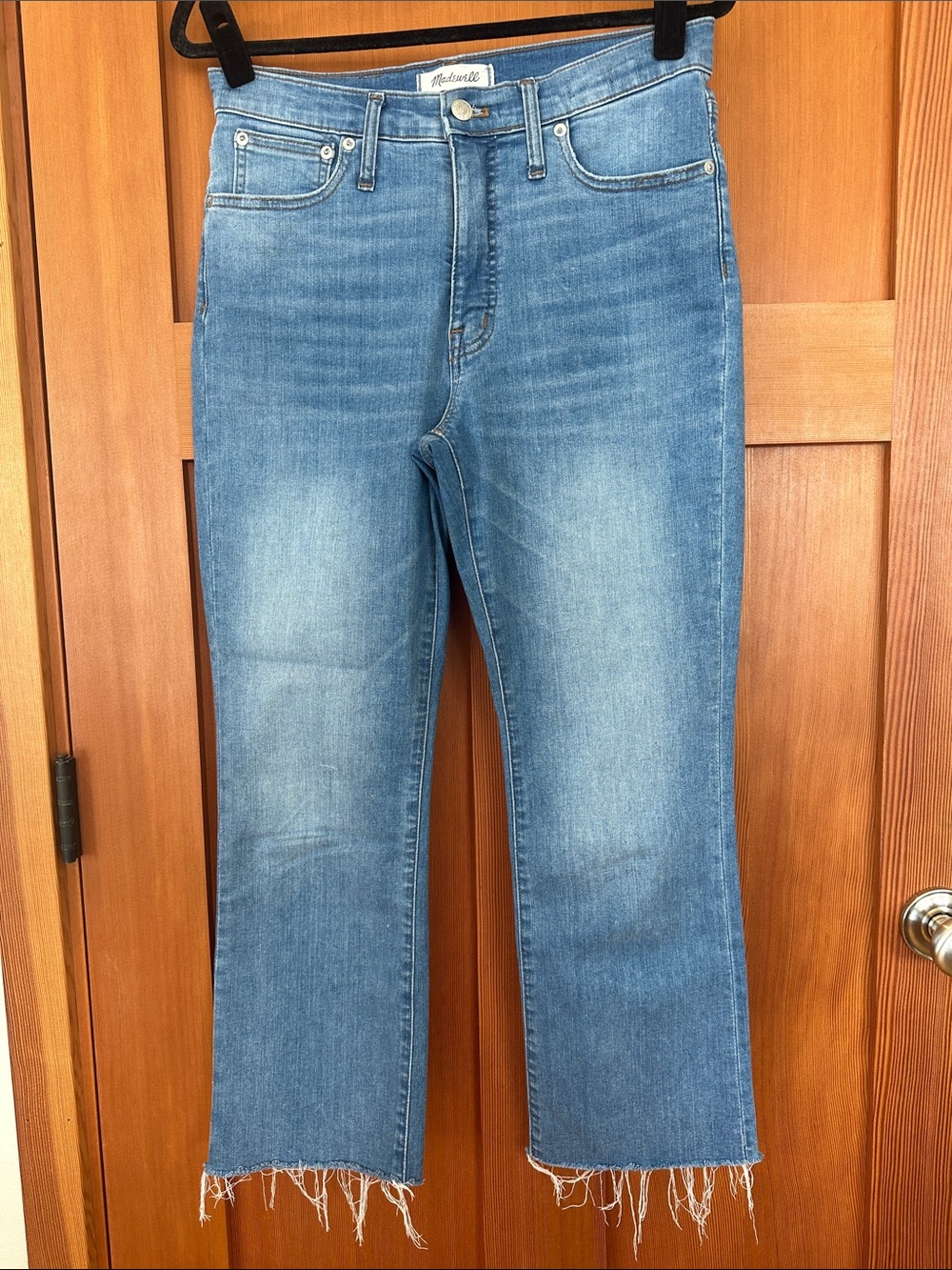 Madewell Women's Light Blue Straight Leg Cropped Jeans with Raw Hem